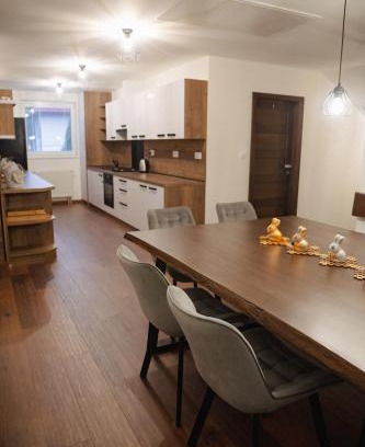 Vrbov Maison | Privat Agapi