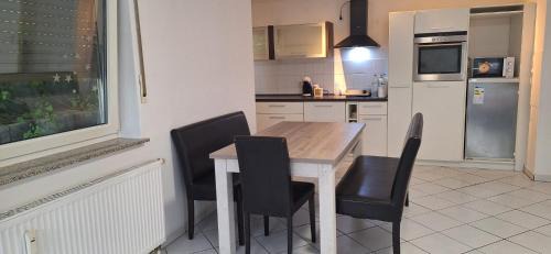 Bruchkoebel Appartement | Privat Appartement R D-2