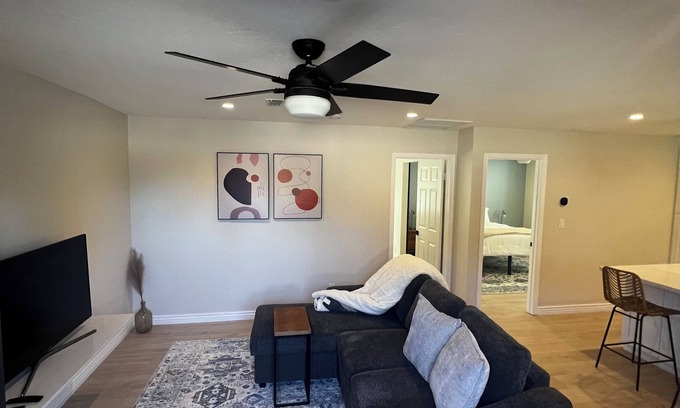 Covey Maison | Private 1 bedroom, 1 bath In-unit Washer-Dryer
