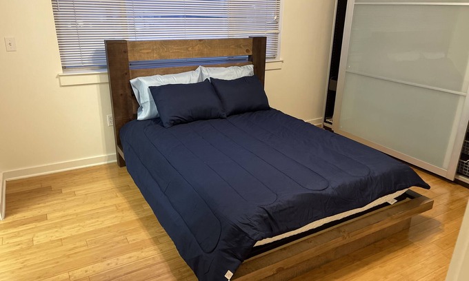 Zilker Copropriété | Private 1BD 1BR in the heart of South Lamar.