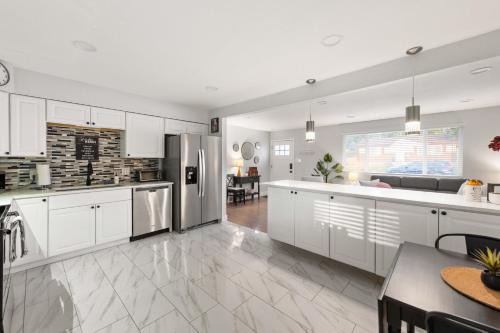 Lamar Heights Area Maison | Private 2BR Retreat Near Denver - Gray St