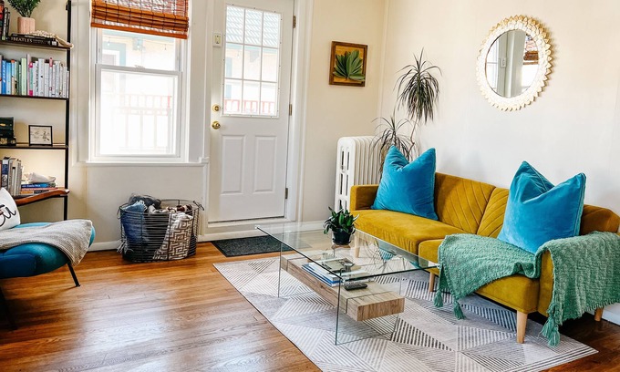Long Beach Appartement | Pura Vida Long Beach - Private 2nd story apartment. Walk to beach & restaurants