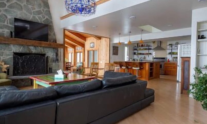 Naples Maison | Maison adaptée aux familles et aux chiens! 3 chambres, 3. 5 salles de bain avec vue sur le lac Ganda Canandaigua!