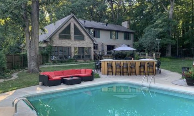 Leroy Maison | Private 5-Acre Bird Sanctuary Estate for Family and Friends!
