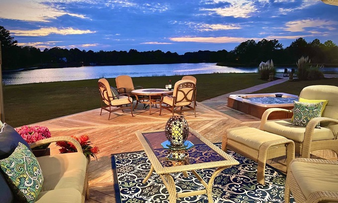 Achilles Maison | Private 5-acre Waterfront Peninsula with Beach