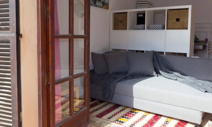 Es Canar Appartement | Avec jardin privé, hamac, chaises longues, plage, Hippymarket, zone de pushbike