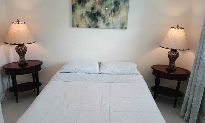 Greenacres Maison | Private accommodation Located 10 minutes from downtown, 5 from airport
