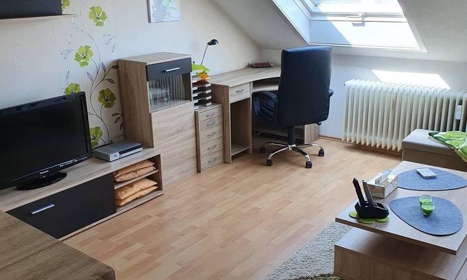 Leverkusen Appartement | Logement privé dans un BR 2. Dachgeschosswohnung. Pour 2 max. 3 Pers.