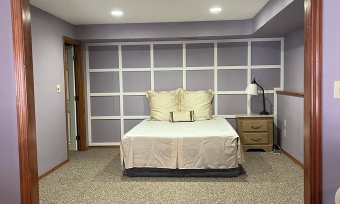 Swansea Appartement | Private apt/in-law suite in Swansea, IL. Long term rental only: 6-12 months.