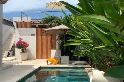 Medahan Villa | Private Bali Villa - Pool & Ricefield View