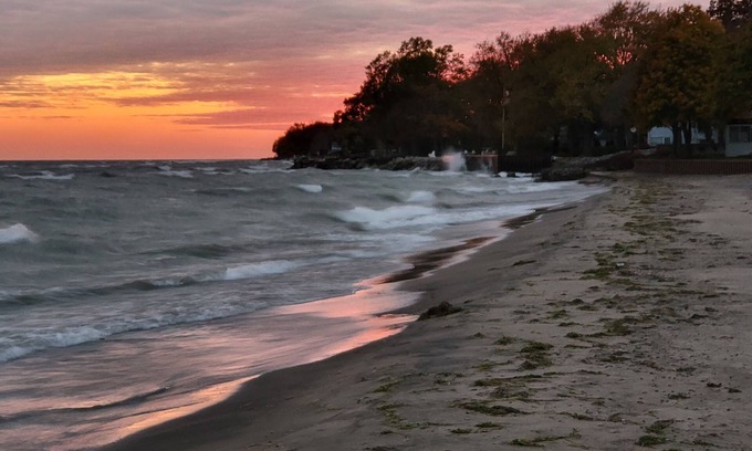 Kingsville Maison | JOURNÉE DU TRAVAIL JUSTE POSTÉE. Dépêchez-vous, la plage attend