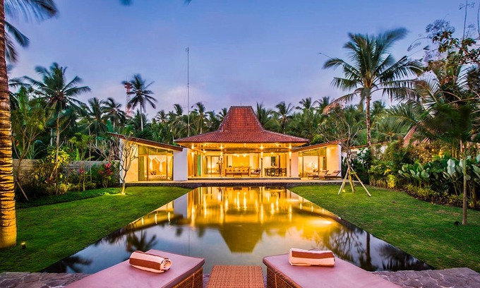 Melaya Villa | Private Beachfront Villa with Pool - The Melaya Villas