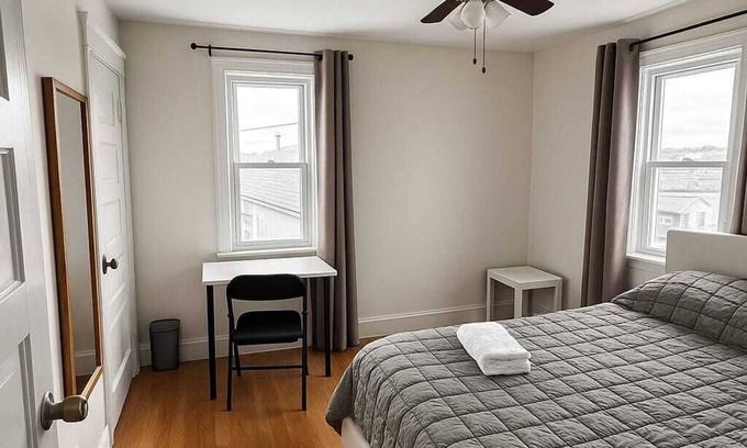 Saint John Maison | Private Bedroom- Free Cancellation