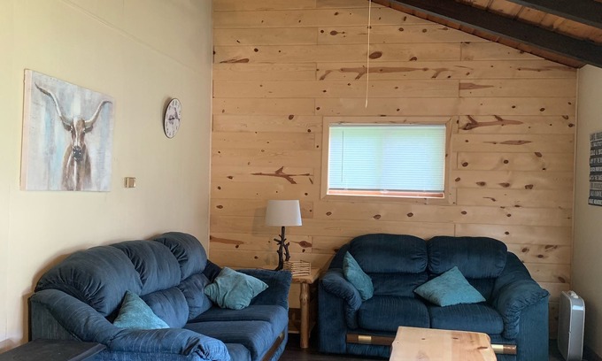 Garrison Cabine | Private cabin on serene lake. Small family owned resort. Great fishing lake.