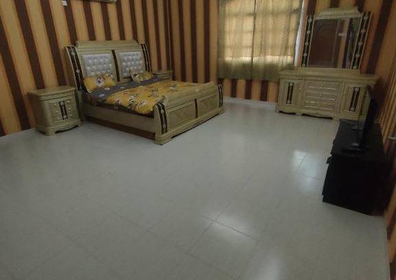 Al Wakrah Maison | Private Comfy Bedroom in Shared Apartment