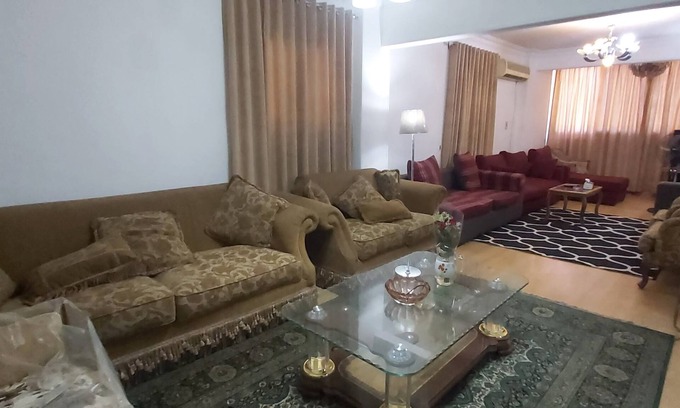 Al-'Umraniyah Appartement | private condo two rooms and living room hot tub, air conditioning , WiFi , metro