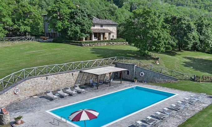 Monterchi Villa | Villa de campagne privée avec piscine