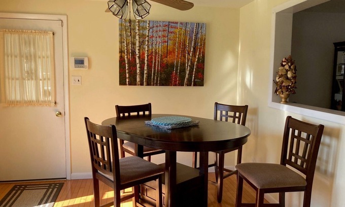 Falling Waters Maison | Private Escape Close to Everything