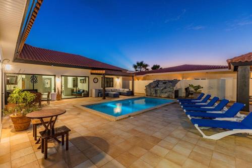 Esmeralda Villa | Private Esmeralda Villa