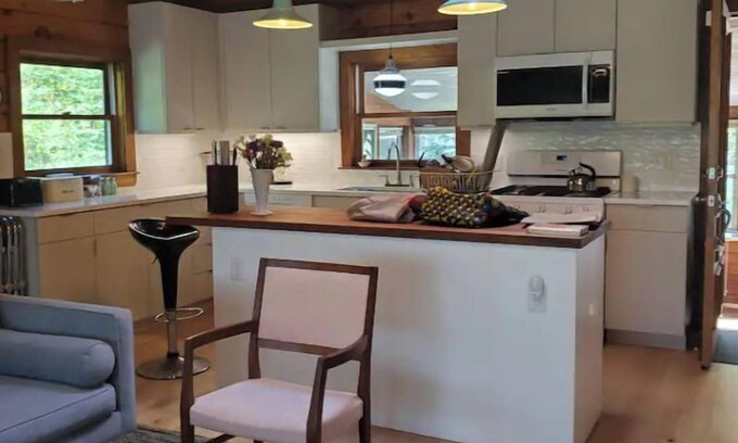 Lyman Maison | Private family retreat on Swan Pond