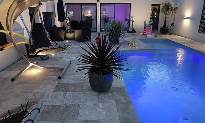 Artigues-pres-Bordeaux Appartement | Piscine privée avec studio