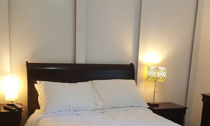Bethesda Lit Et Petit-Déjeuner | 1-BD Apt in Bethesda W Private Entrance & Kitchen