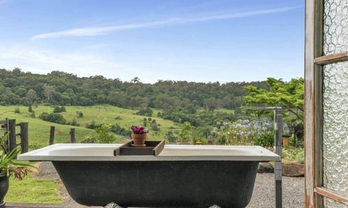 Wyrallah Maison | Private Hinterland Retreat