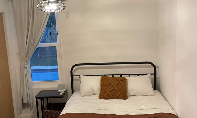 Westlake Village Appartement | Private Home Away from Home