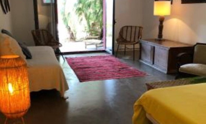Sagra Maison | Maison privée 3 chambres dans jardin botanique.