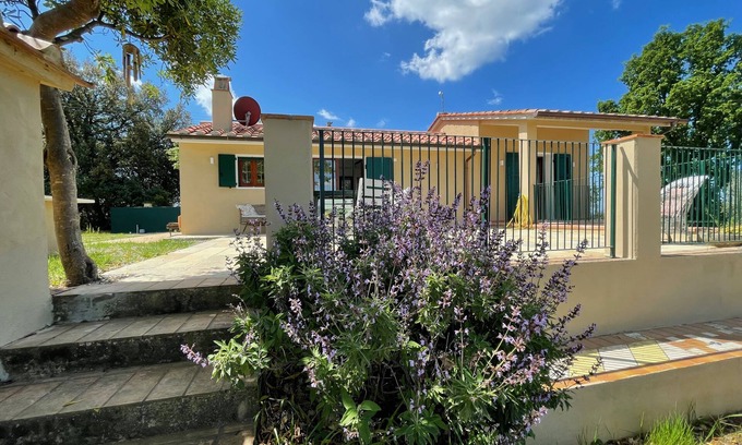 Guardistallo Maison | private house with climate, Wlan, seaview, dishwasher, washingmaschien & BBQ
