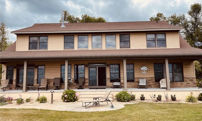 Ingalls Maison | Private Lake front home on 1200 feet of sandy beach. All year round house.