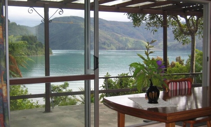 Okiwi Bay Maison | Emplacement privé, excellente vue sur la mer.