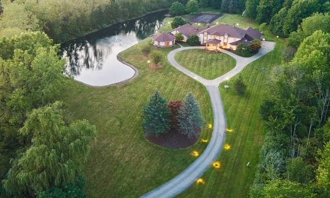 Medina Maison | Private mansion not too far from the downtown area!