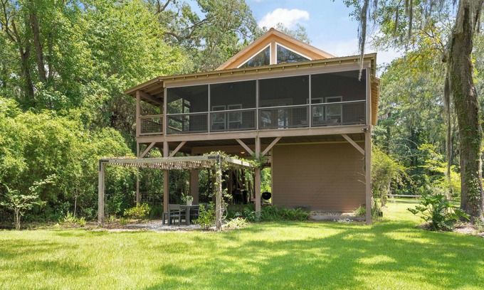 Waverly Maison | Private marsh home on 5 acres