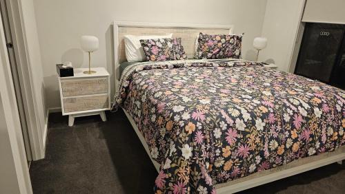 Officer Maison | Private Master Bedroom with Ensuite in Officer