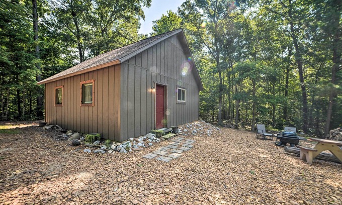 Murray Appartement | Private Murray Abode w/ Fire Pit: Hunt & Fish