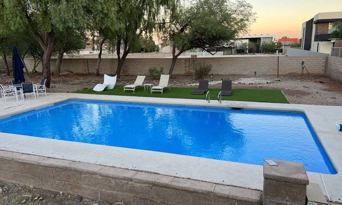 Pinto Palomino Maison | Private Oasis with heated pool