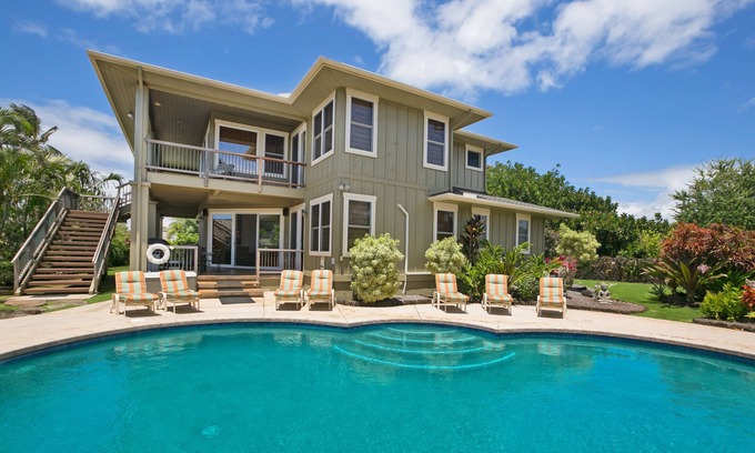 Poipu Maison | Domaine privé avec vue sur l'océan à Poipu avec A / C, jacuzzi et piscine à 5 min à pied de la plage
