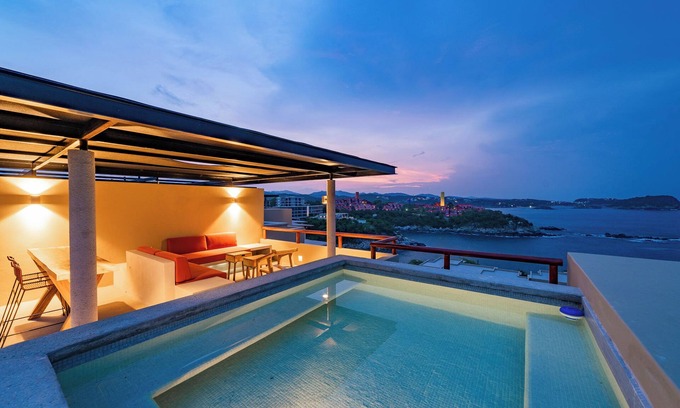 Santa Maria Huatulco Copropriété | Private Oceanfront Rooftop Plunge Pool & Beach Access