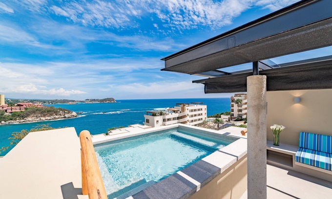 Santa Maria Huatulco Copropriété | Private Oceanview Splash Pool & Beach Access