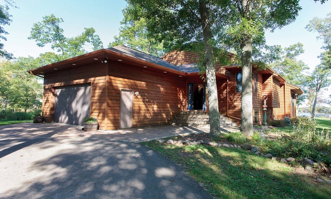 Baxter Maison | Péninsule privée Avec 3000 pieds de Lakeshore au coeur de Lake Country!
