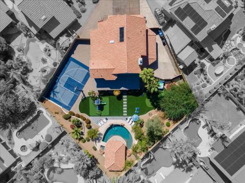 Arabian Crest Maison | Private Pickleball Resort Spa Pool & Playground