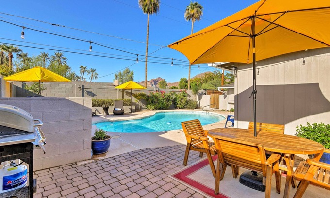Arcadia Lite Maison | Phoenix House w / Pool & Grill-8 Miles au centre-ville!