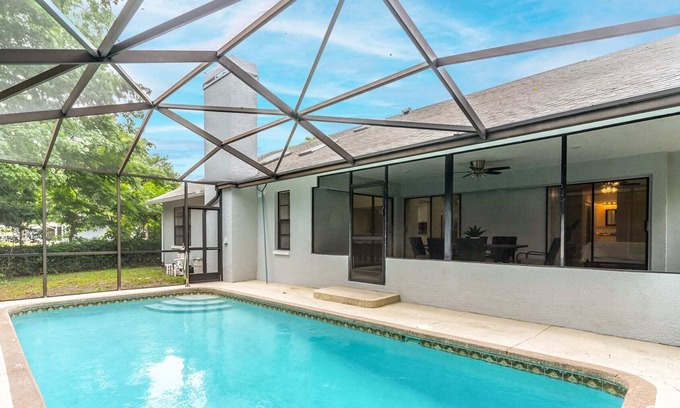 Windsor Mill Maison | Private Pool Home with Covered Lanai 2 Miles to Hudson Beach
