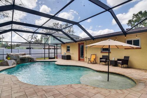 Largo Maison | Private Pool, Games and Tropical Bar Largo Home!