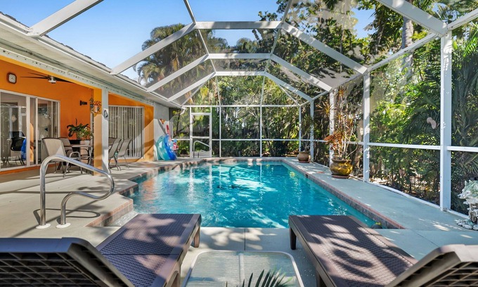 Caloosahatchee Maison | Private Pool Home in Cape Coral with Mini Golf & Relaxing Lanai