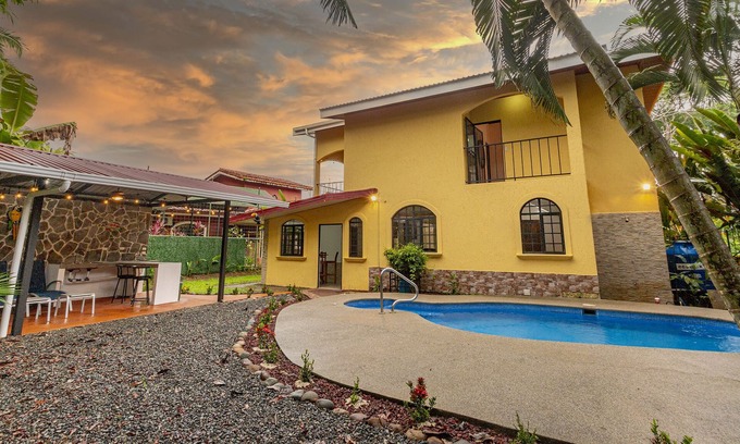Las Olas Beach Community Maison | Private Pool in Jungle, near beach: Casa Tranquila