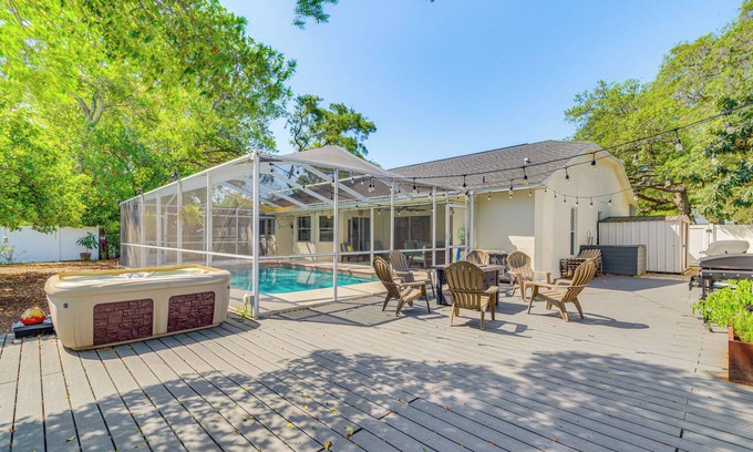 Spring Hill Maison | Private Pool & Hot Tub: Spring Hill Oasis