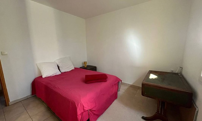 Simiane-Collongue Station Balnéaire | Chambre privée ∙ 2 personnes