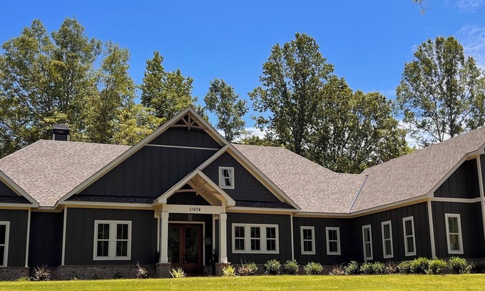 Waverly Maison | Private resort-style pool. Spacious new house 16 min to Jordan-Hare stadium.